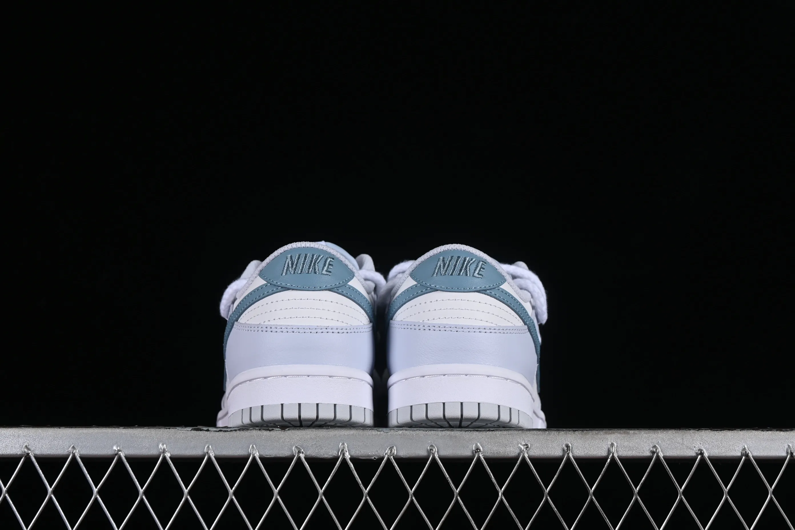All Categories Nk SB Dunk Series Nk SB Dunk Low Low-top Sneakers Nk Dunk Low Nattiberry Summer Style Campus Style Year of the Dragon Limited Simple SB Strappy Low-top Casual Sneakers FD1232-002